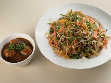 Veg Hakka Noodles With Veg Balls