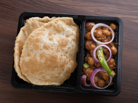 Chola Bhatoore (1 Pc)