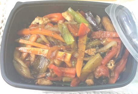 Wok De Verduras Salteado Con Pollo