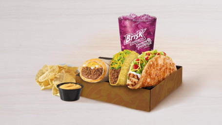 Toasted Cheddar Chalupa Deluxe Box