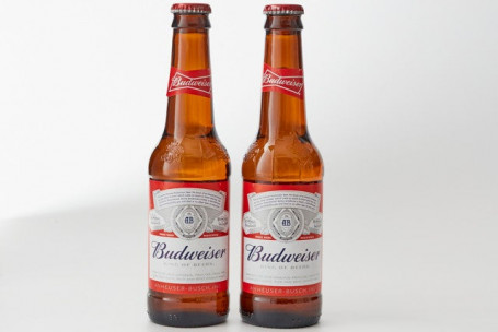 Pachetul Budweiser