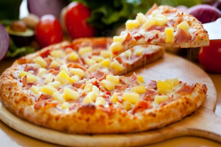 Hawaiian Fantasy Pizza Medium