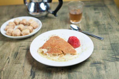 Knafeh Nabulsi (Gluten) (Milk) (Nuts