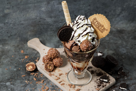 Chocolate Treatz Combo Sundae