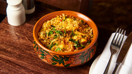 Murgh Dum Biryani (Nut Traces) (Spicy