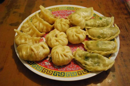 Veg Paneer Chesse Momo