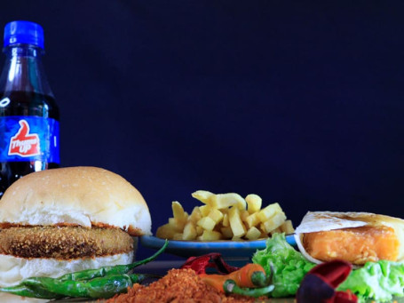 Crispy Vada Pav (3) Crispy Roll (3) Fries (2) 500 Ml Coldrink(2)