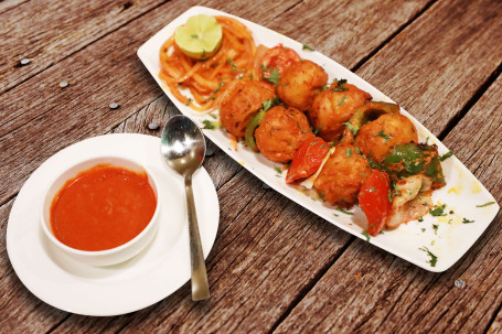 Fried Veg Momos (10 Pcs)