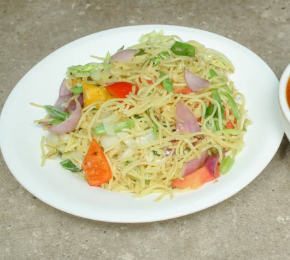 Chinese Combo (Noodles With Manchurian)