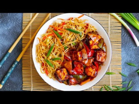 Veg Noodle Chilli Paneer Combo