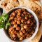 Chana Masala Garlic Naan (1 Naan) Combo