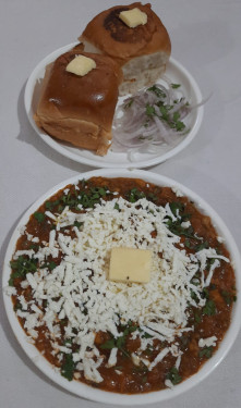 Rajwadi Pav Bhaji (2 Pcs)