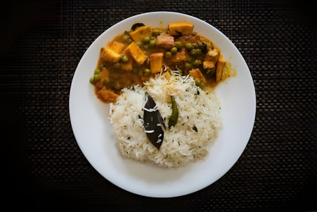 Matar Paneer Chawal Lunchbox