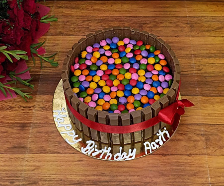 Gems N Bricks Cake (1Kg)