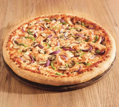 11 Chicken Dominator Pizza