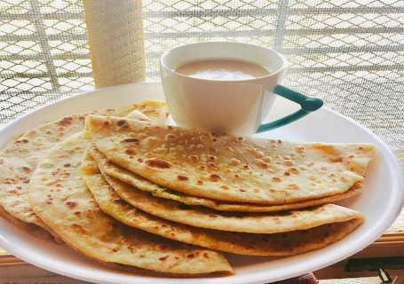 2 Paratha With Tea