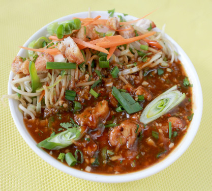 Special Chicken Manchurian Noodles