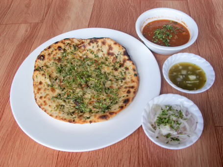 Paneer Kulcha (Per Pcs)