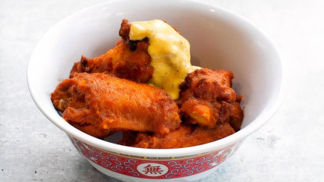 6 Sriracha Buffalo Wings