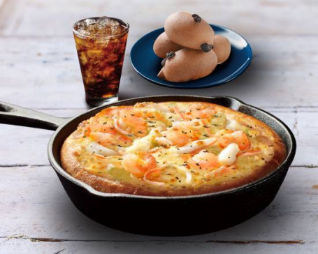 Hǎi Xiān Bǐ Sà Dú Xiǎng Cān Pizza Cu Fructe De Mare Mâncare Exclusivă