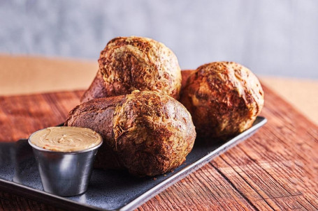 Gruyere Topped Popovers Ve