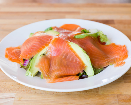 Smoke Salmon And Avocado Salad