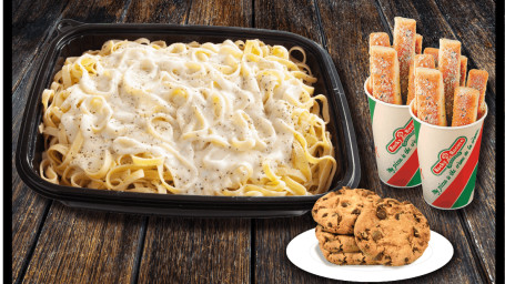 Family Fettuccine Meal Deal