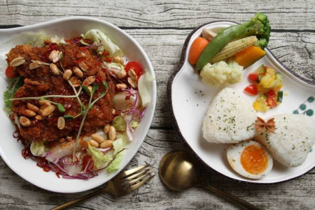 Zhà Jī Tuǐ Fàn Fried Chicken With Rice