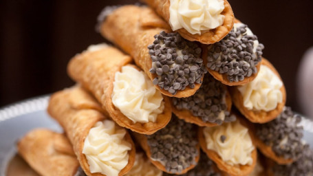 Plain Shell Cannoli