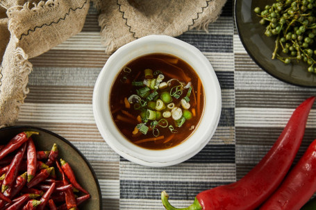 Hot Sour Soup (V) Sù Suān Là Tāng (Per Person)