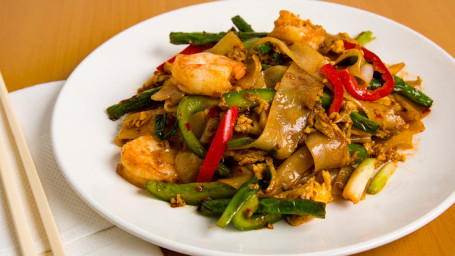 P9. Pad Kee Meow (Drunken Noodle)