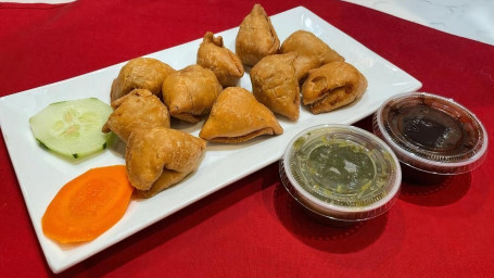 Veg Cocktail Samosa (10 Pcs)