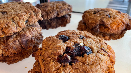 Oatmeal Cranberry Chocolate Cookie (Gluten-Free)