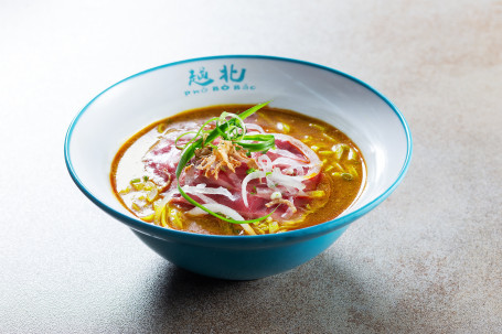 Kā Lí Shēng Niú Ròu Tāng Fěn Curry Raw Beef Pho