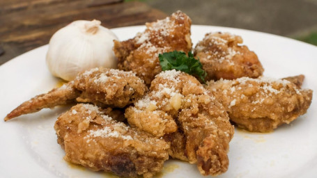 The Garlic Parmesan Wings