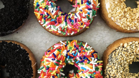 Tde Assorted Half Dozen Donuts