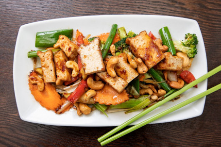 Chicken Cashew Nut Stir Fried