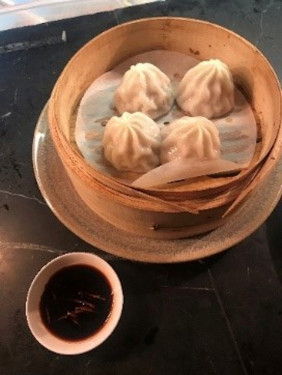 Pork Xiao Long Bao (Soup Dumplings) (4 Pieces)