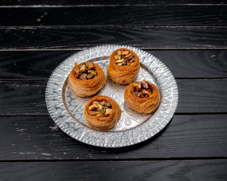 Crispy Bird Nest Pistachio Baklava (4 Pieces)