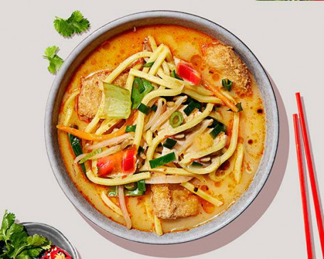 Tofu Laksa De Nucă De Cocos Din Malaezia