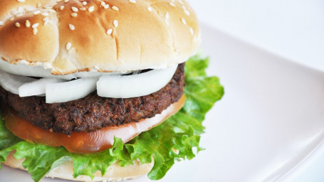 Classic Oldskool Burger With Rainbow Salad