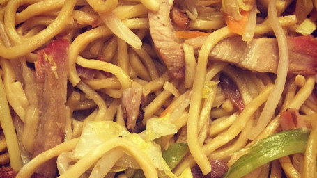 33. Friptură De Porc Lo Mein