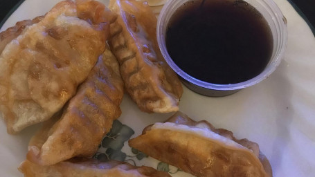 Fried Dumpling (8 Pieces)