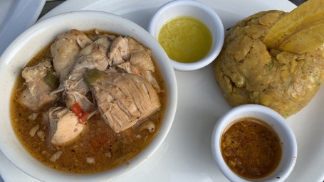 Mofongo De Platano Con Pollo En Fricase