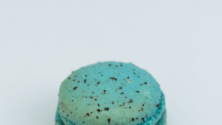 Cookies N Cream Macaron