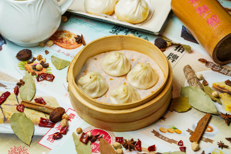 Xiān Ròu Xiǎo Lóng Bāo (4Jiàn Pork Xiao Long Bao (4Pcs