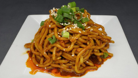 111. Cheng Du Chilled Noodles With Spicy Sesame Vinaigrette Chéng Dōu Liáng Miàn