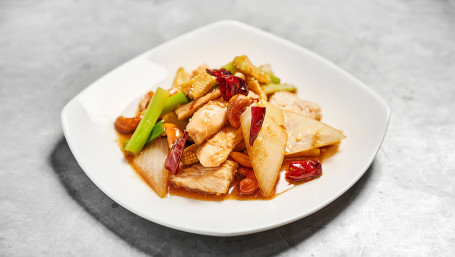 Chicken Cashew Nuts (Gai Pad Met Mammuang)