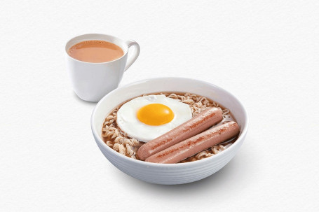 Cháng Zǐ Jiān Dàn Jí Shí Miàn． Pèi Chá Fēi Sausage Fried Egg W Instant Noodles． W Tea Or Coffee