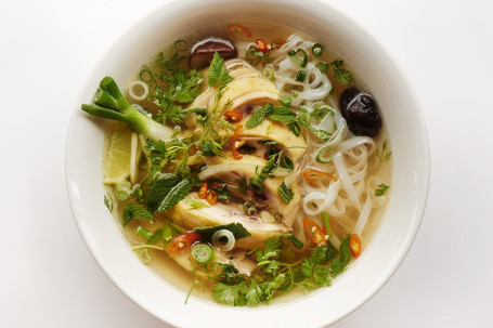 Chopped Thigh Fillet Pho (Phở Gà Đùi)